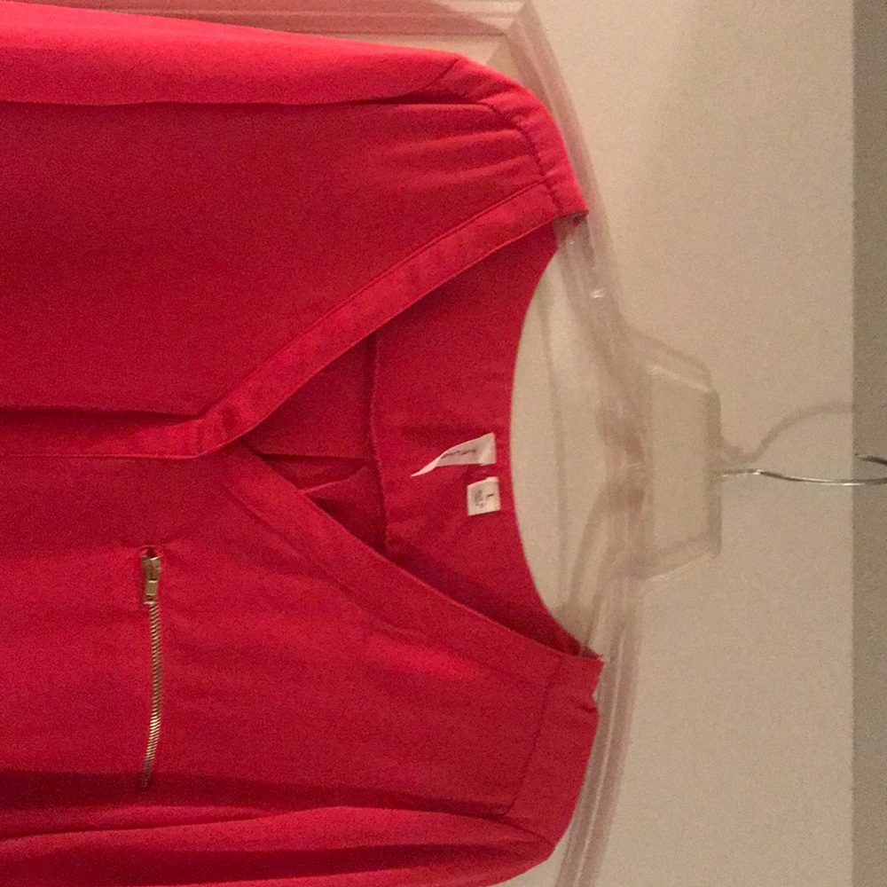 Pink top - Picture 2 of 2